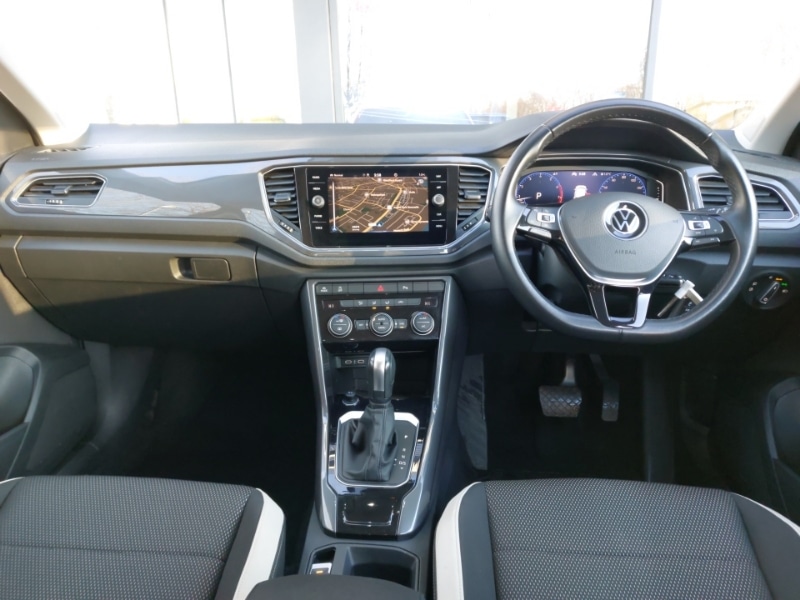 Used Volkswagen T-Roc 2021 for sale - 77206113: Photo 2