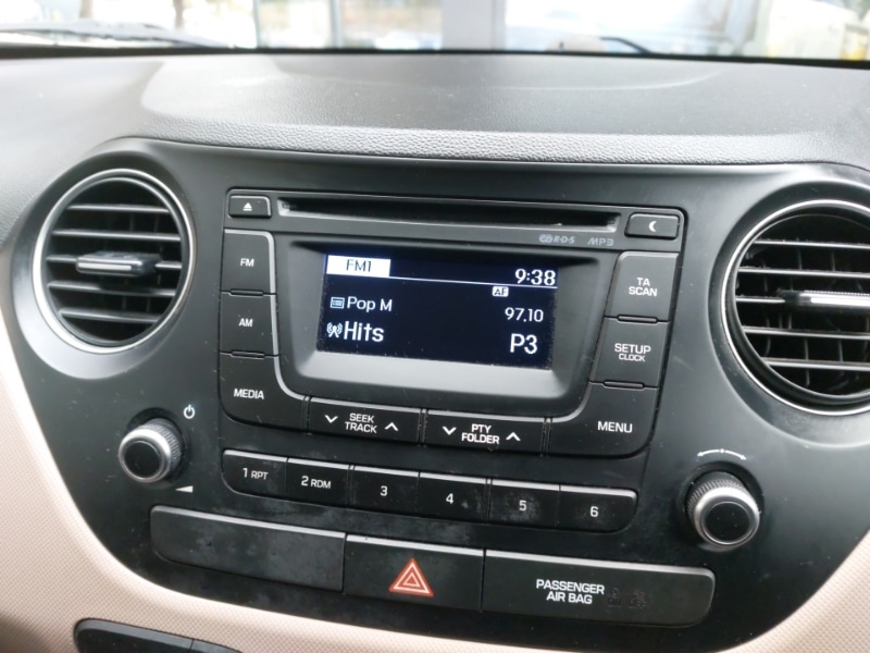 Used Hyundai i10 2016 for sale - 76289513: Photo 11
