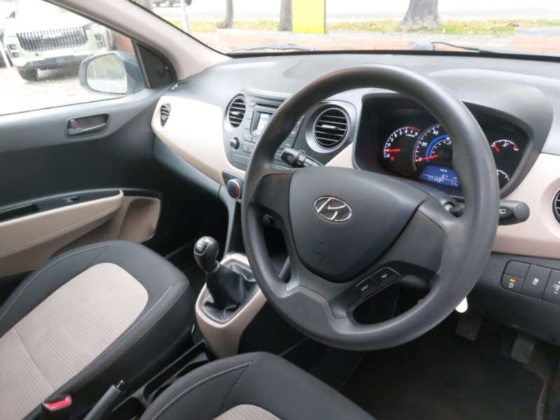 Used Hyundai i10 2016 for sale - 76289513: Photo 12
