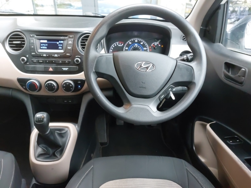 Used Hyundai i10 2016 for sale - 76289513: Photo 7