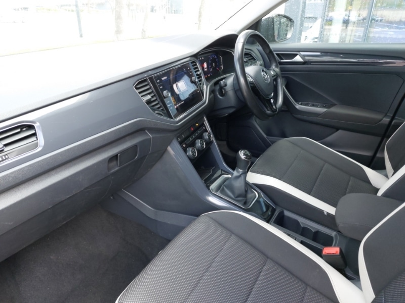 Used Volkswagen T-Roc 2019 for sale - 78093704: Photo 5