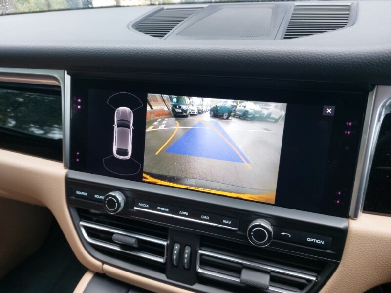 Used Porsche Macan 2019 for sale - 76721802: Photo 11