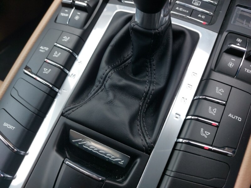 Used Porsche Macan 2019 for sale - 76721802: Photo 12