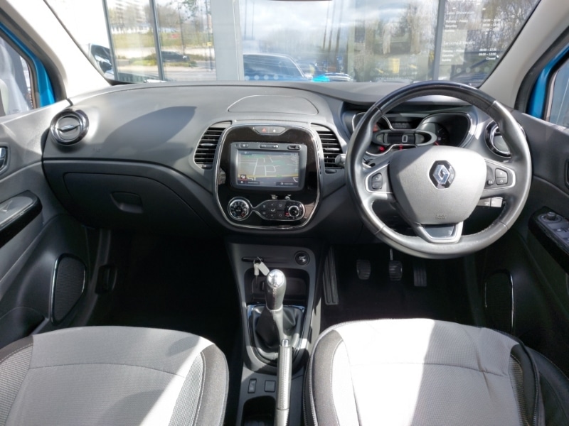 Used Renault Captur 2017 for sale - 78202705: Photo 2