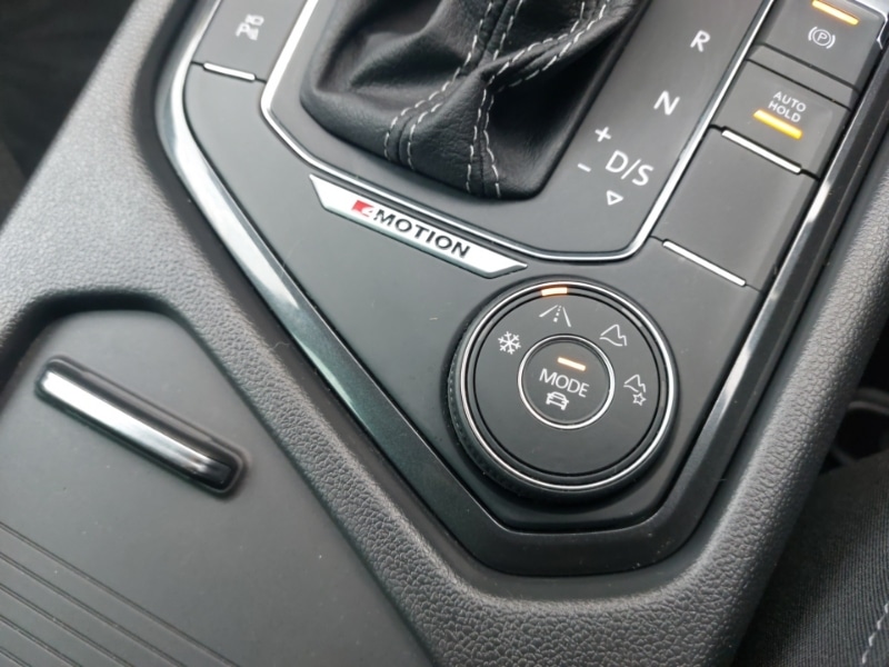 Used Volkswagen Tiguan 2019 for sale - 76195409: Photo 14