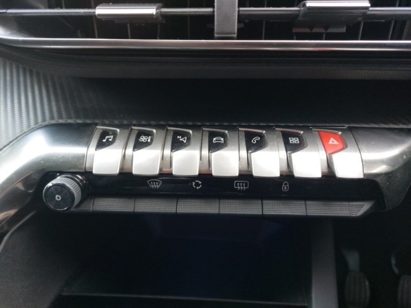 Used Peugeot 3008 2019 for sale - 77797455: Photo 19