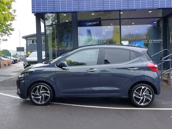 Used Hyundai i10 2024 for sale - 78642392: Photo
