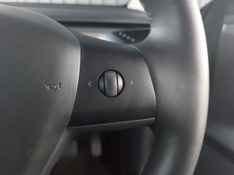 Used Tesla Model Y 2022 for sale - 77105662: Photo 11