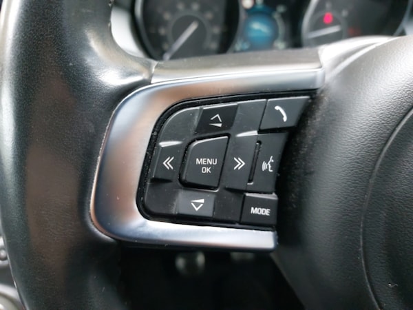 Used Jaguar E-Pace 2019 for sale - 76293924: Photo 15