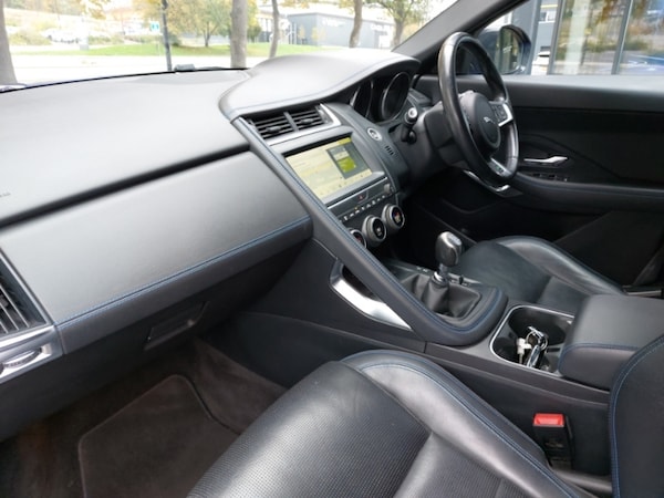 Used Jaguar E-Pace 2019 for sale - 76293924: Photo 5