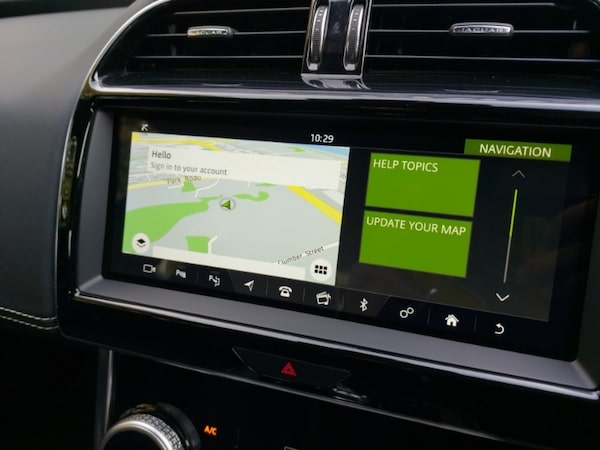 Used Jaguar XE 2019 for sale - 76208335: Photo 10