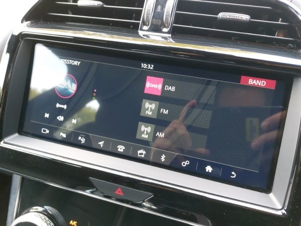 Used Jaguar XE 2019 for sale - 76208335: Photo 14