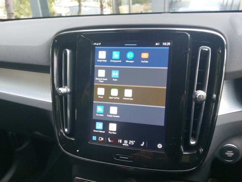 Used Volvo XC40 2025 for sale - 76135327: Photo 10