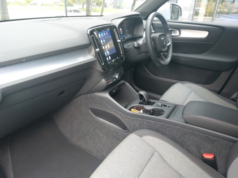 Used Volvo XC40 2025 for sale - 76135327: Photo 5