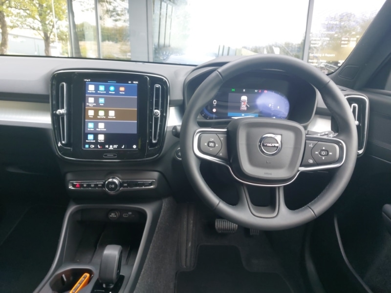 Used Volvo XC40 2025 for sale - 76135327: Photo 7