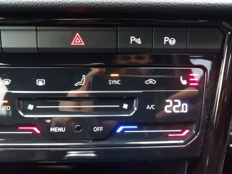 Used Volkswagen T-Roc 2025 for sale - 77366181: Photo 14