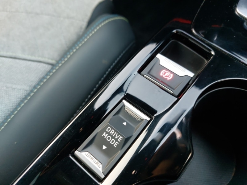 Used Peugeot 2008 2020 for sale - 77068289: Photo 17