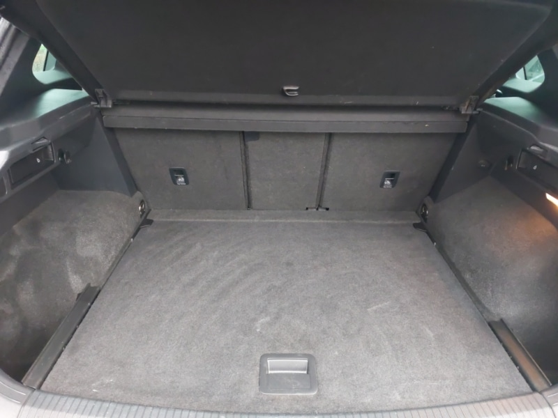 Used Volkswagen Tiguan 2020 for sale - 76947498: Photo 8