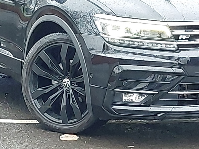 Used Volkswagen Tiguan 2020 for sale - 76947498: Photo 9