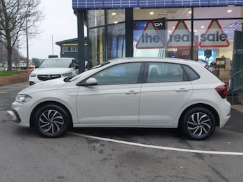 Used Volkswagen Polo 2024 for sale - 77419271: Photo