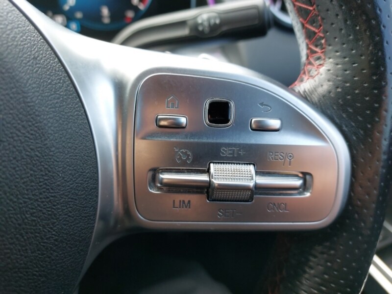 Used Mercedes-Benz GLB 2020 for sale - 76834072: Photo 18