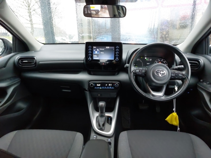 Used Toyota Yaris 2021 for sale - 77579994: Photo 2