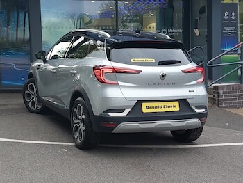 Used Renault Captur 2024 for sale - 75921416: Photo