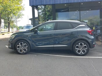 Used Renault Captur 2023 for sale - 75921422: Photo