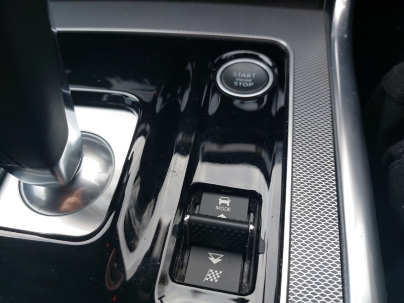 Used Jaguar XE 2020 for sale - 77777240: Photo 15