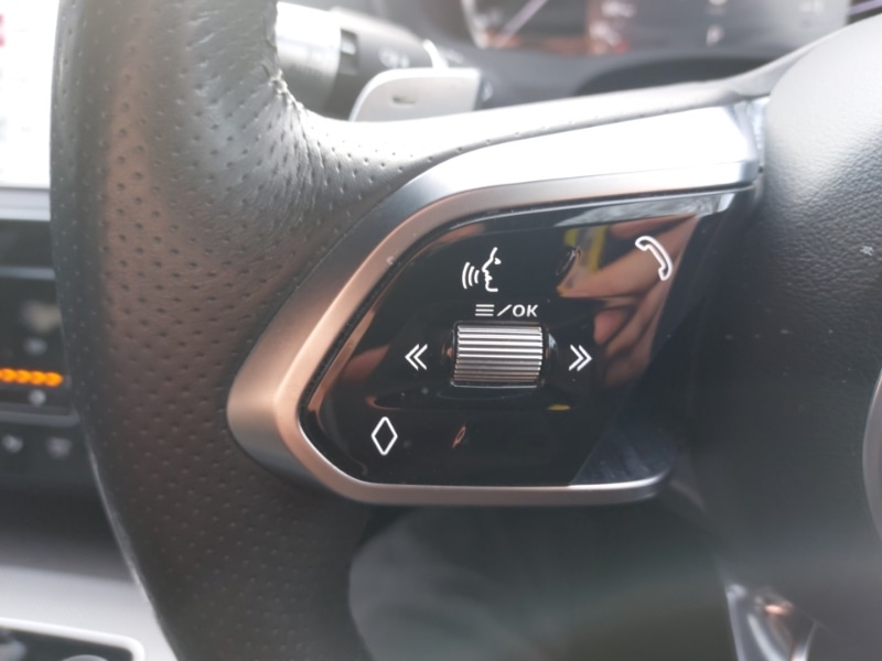 Used Jaguar XE 2020 for sale - 77777240: Photo 16