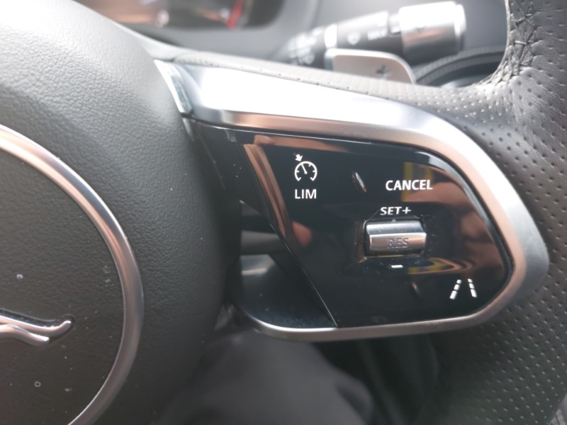 Used Jaguar XE 2020 for sale - 77777240: Photo 17