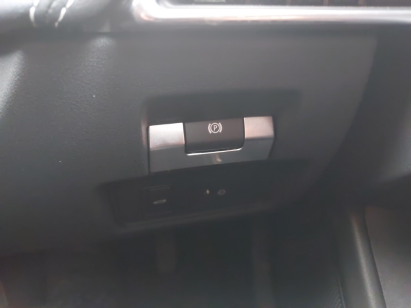 Used Jaguar XE 2020 for sale - 77777240: Photo 19