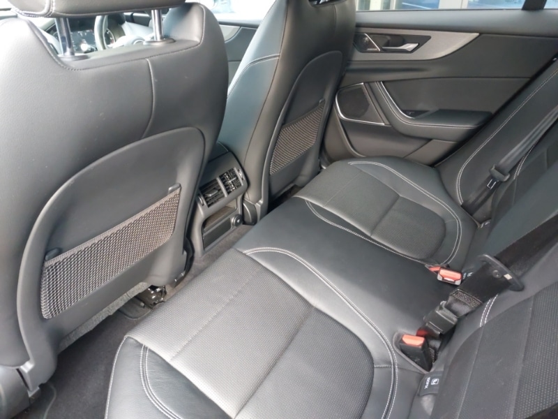 Used Jaguar XE 2020 for sale - 77777240: Photo 6