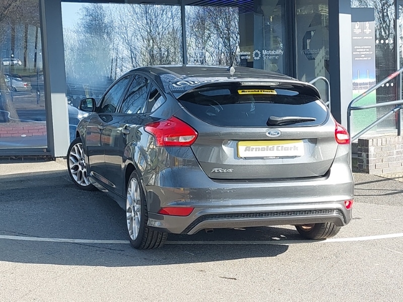 Used Ford Focus 2017 for sale - 77999844: Photo 3