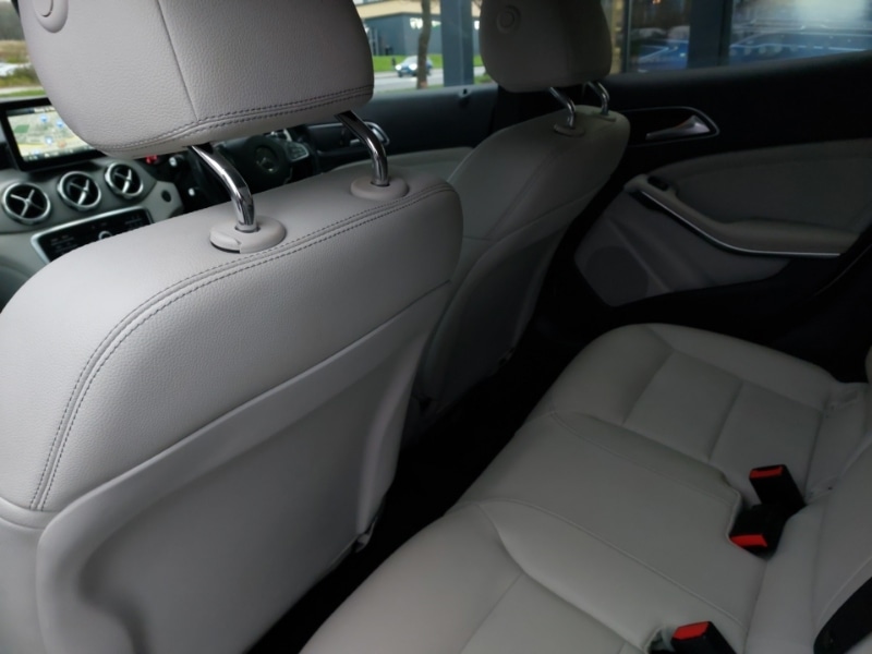 Used Mercedes-Benz GLA 2018 for sale - 76987398: Photo 6