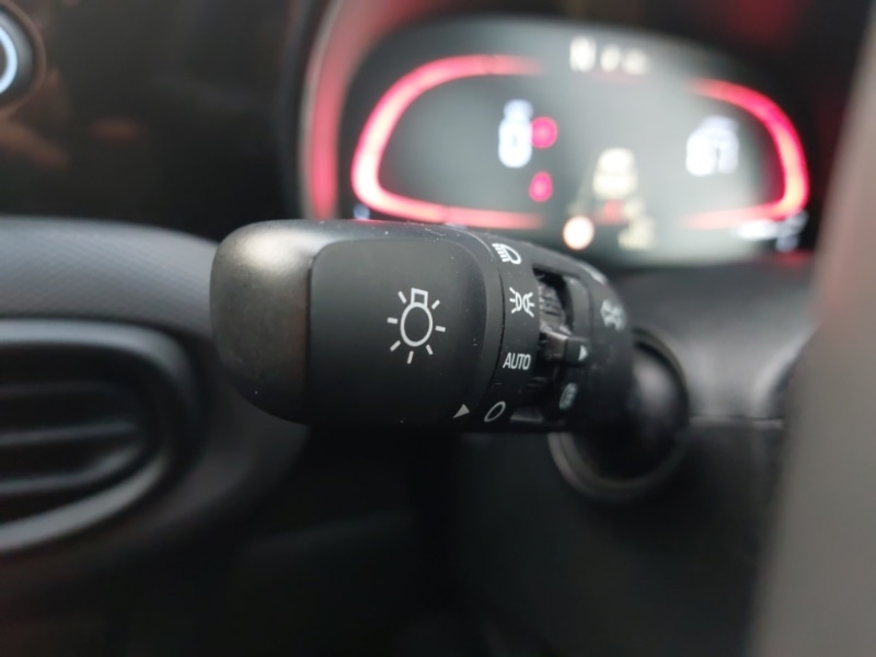 Used Hyundai i10 2023 for sale - 77265000: Photo 18