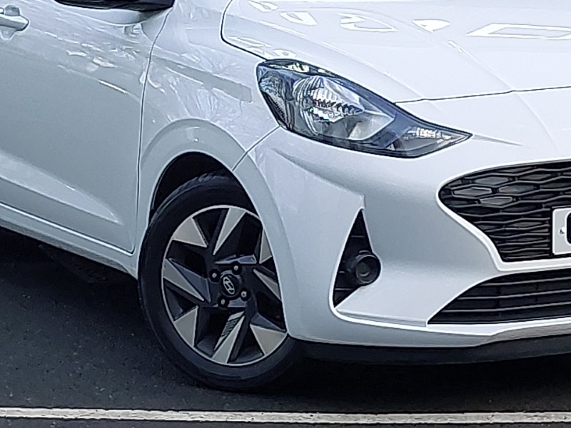 Used Hyundai i10 2023 for sale - 77265000: Photo 9