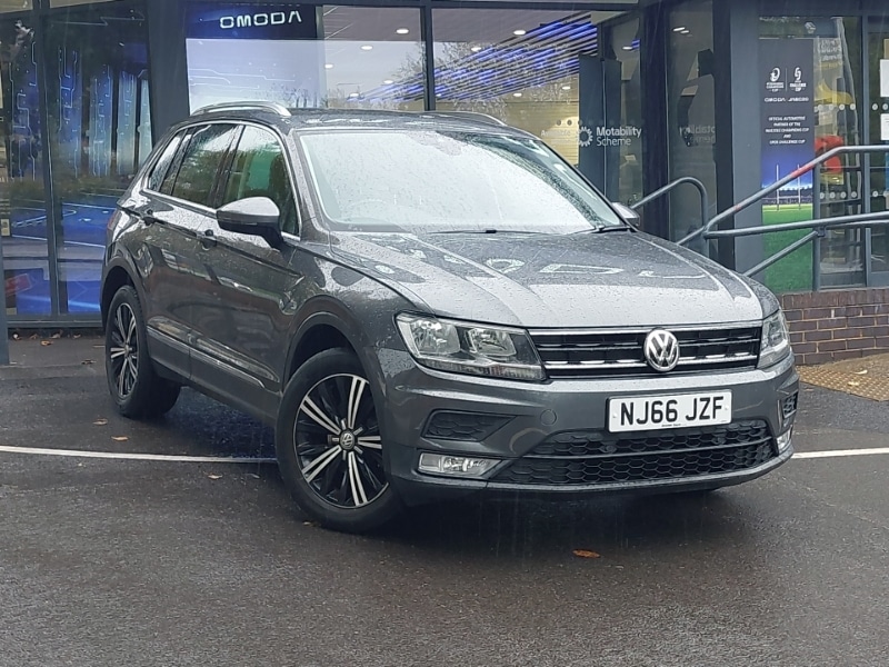 Used Volkswagen Tiguan 2016 for sale - 76165900: Photo 1