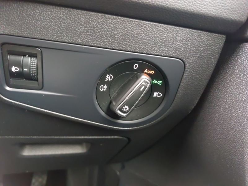 Used Volkswagen Tiguan 2016 for sale - 76165900: Photo 18