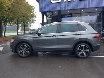 Used Volkswagen Tiguan 2016 for sale - 76165900: Photo 4