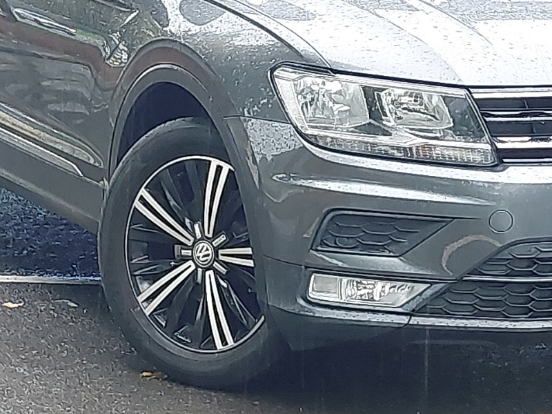 Used Volkswagen Tiguan 2016 for sale - 76165900: Photo 9
