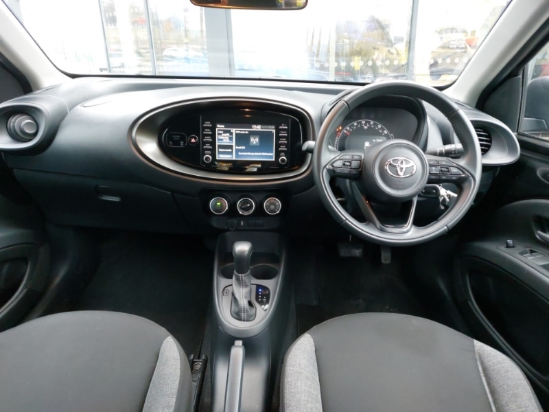 Used Toyota Aygo X 2022 for sale - 76816338: Photo 2