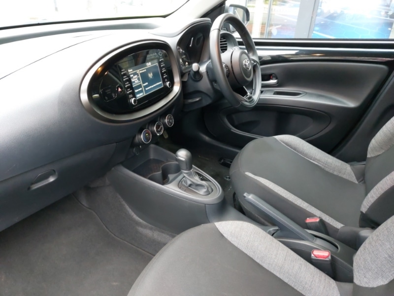 Used Toyota Aygo X 2022 for sale - 76816338: Photo 5