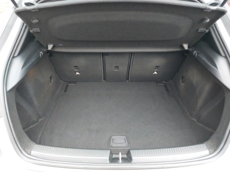 Used Mercedes-Benz A-Class 2018 for sale - 77518360: Photo 8