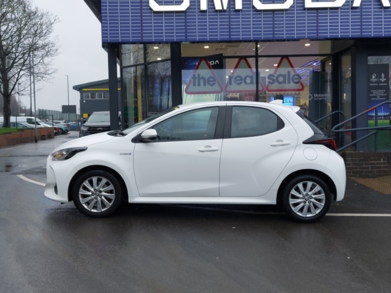 Used Toyota Yaris 2021 for sale - 77495273: Photo 4