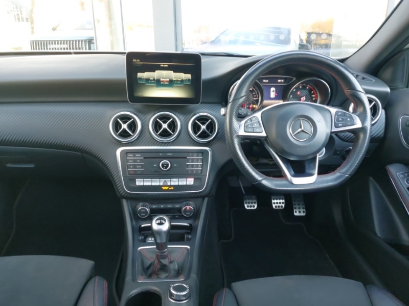 Used Mercedes-Benz A-Class 2017 for sale - 77579992: Photo 2