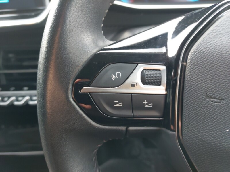 Used Peugeot 2008 2020 for sale - 77815870: Photo 16