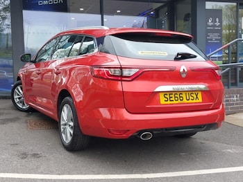 Used Renault Megane 2017 for sale - 78283749: Photo