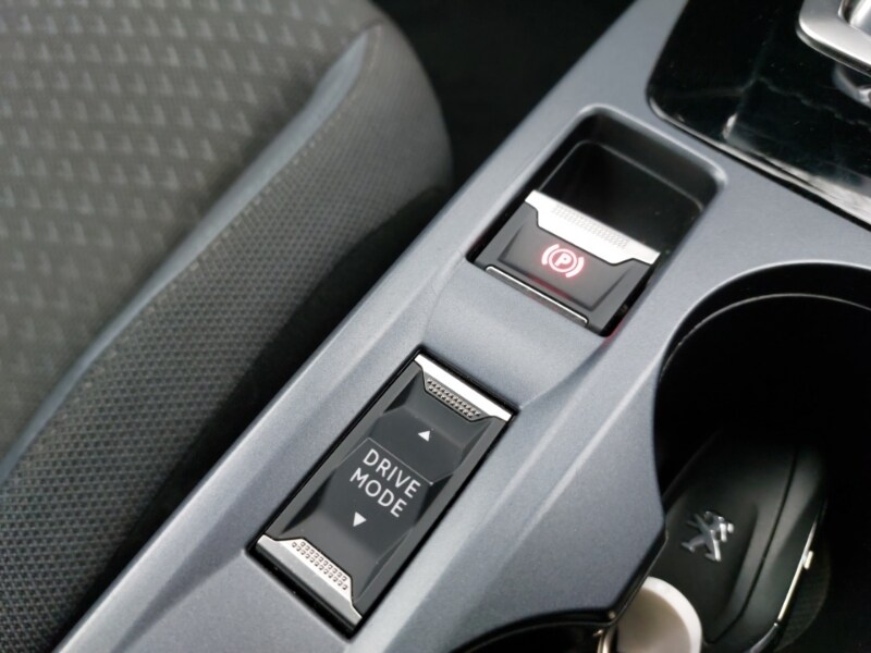 Used Peugeot 2008 2020 for sale - 77630382: Photo 19