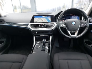 Used BMW 3 Series 2020 for sale - 77891891: Photo